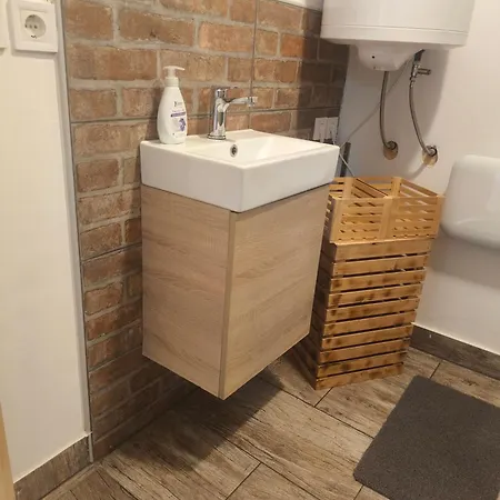 U Konc Lodge *